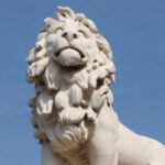 Statue of a lion