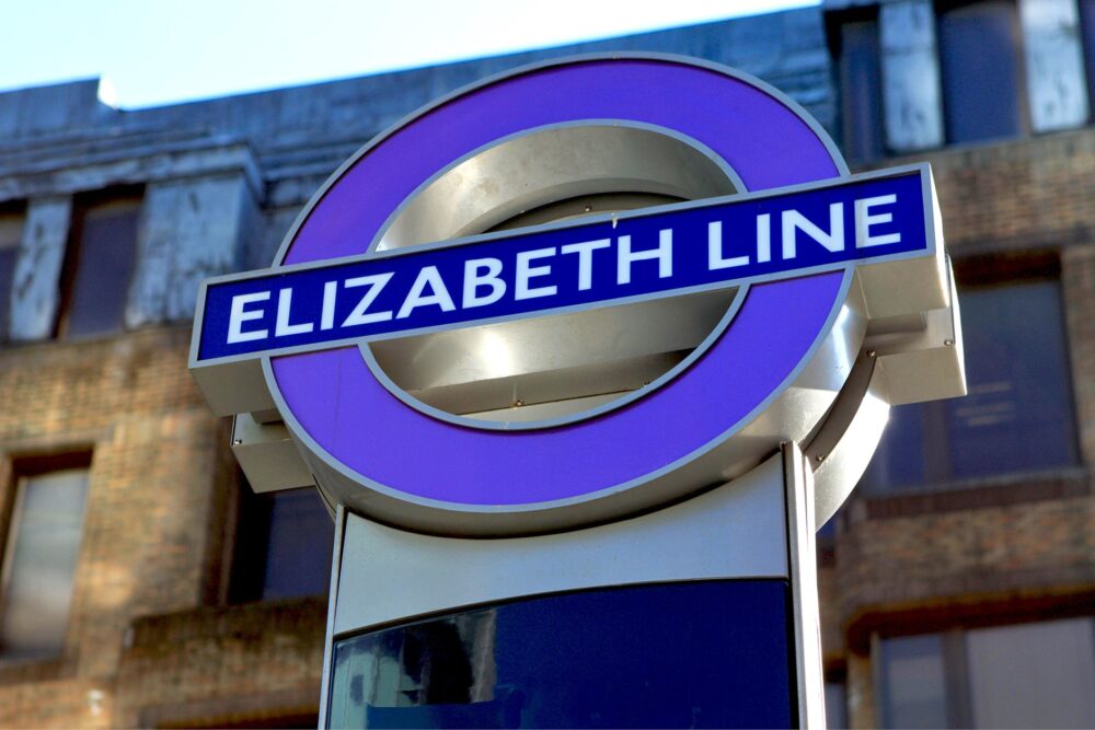 Roundel sign for the Elizabeth Line